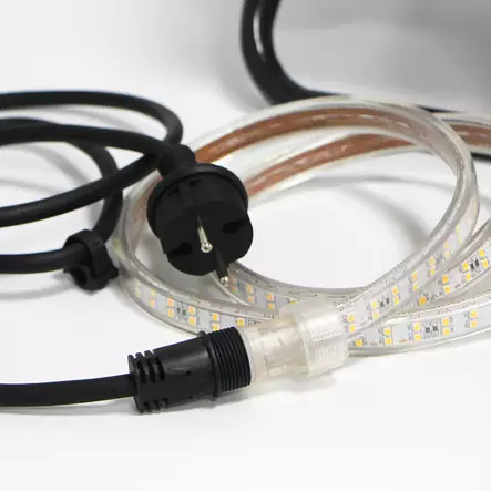 TAMO SÄHKÖJOHTO PISTOKKEELLA 1,5M - Työkalut - 240104 - 2