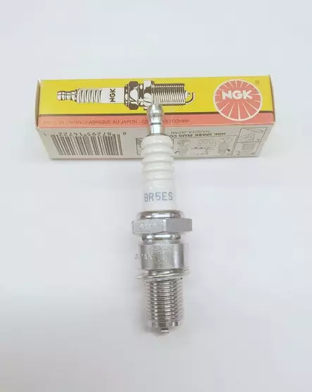 Sytytystulppa NGK BR5ES - Pienkoneiden sytytystulpat - BR5ES - 1