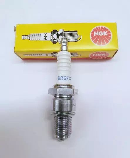 Sytytystulppa NGK BR6ES - Pienkoneiden sytytystulpat - BR6ES - 1